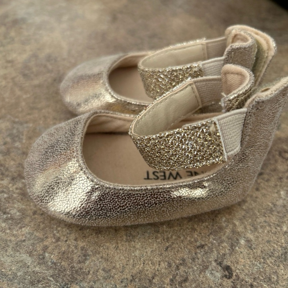 Nine West Metallic Gold Glitter Strap Mary Jane Shoes